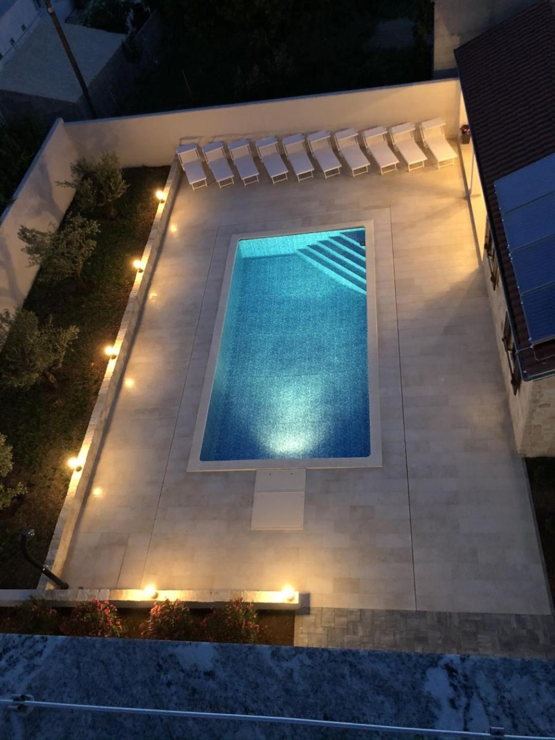 Villa Stella - Crowonder Luxury Rent ตูรันญ์ ภายนอก รูปภาพ