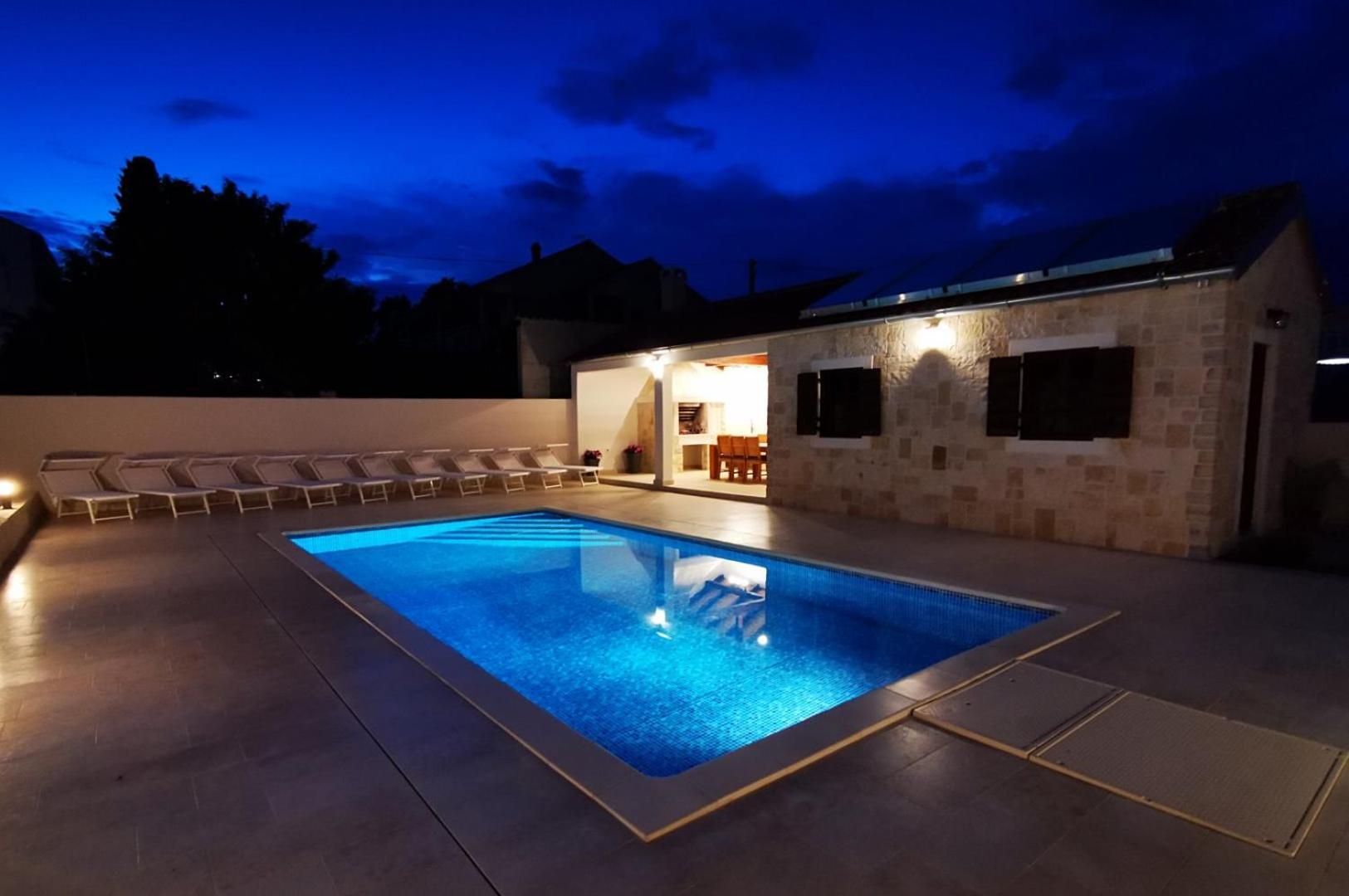 Villa Stella - Crowonder Luxury Rent ตูรันญ์ ภายนอก รูปภาพ