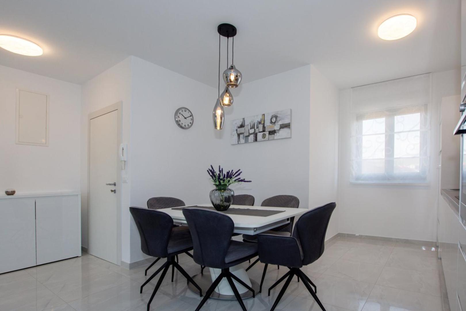 Villa Stella - Crowonder Luxury Rent ตูรันญ์ ภายนอก รูปภาพ