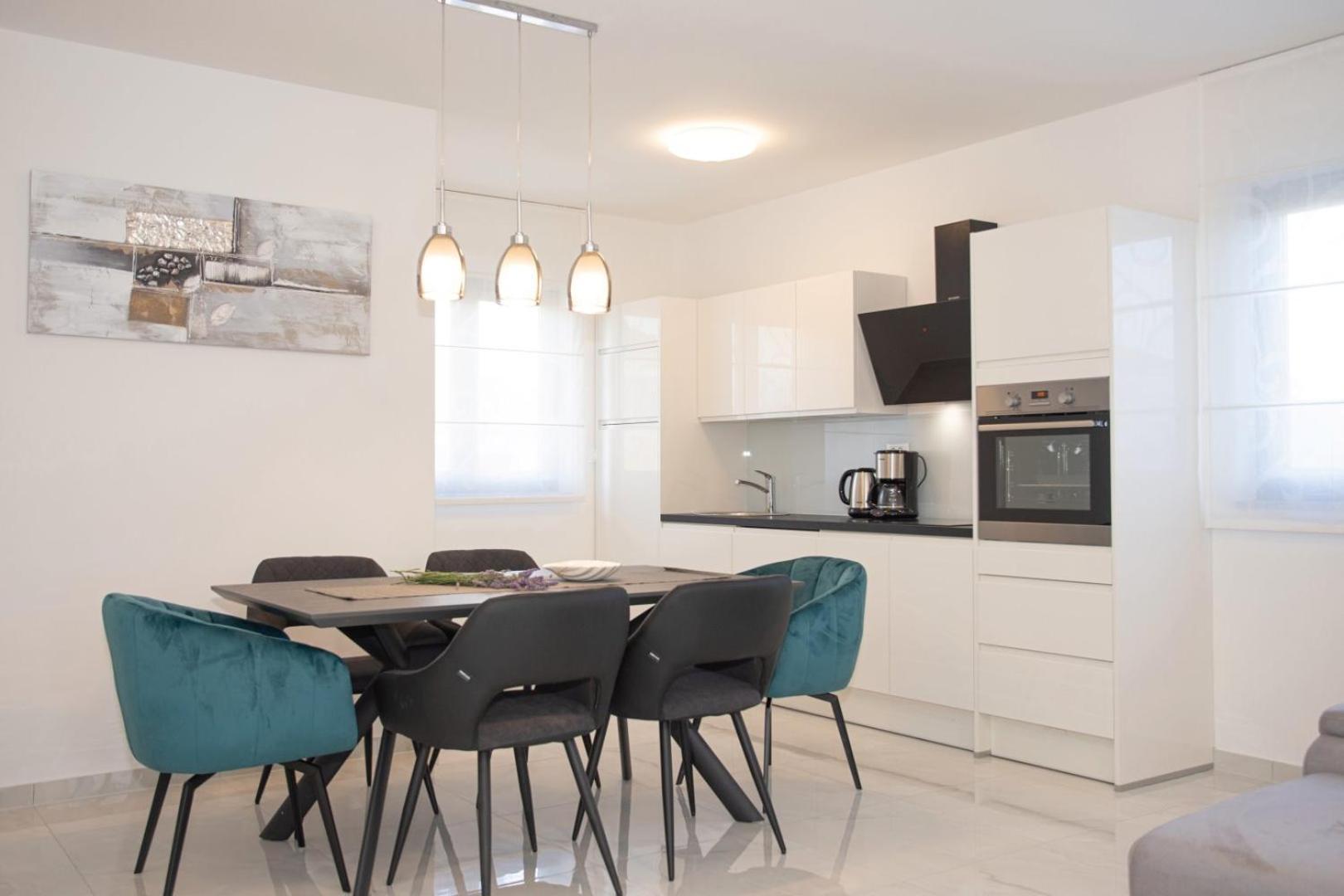 Villa Stella - Crowonder Luxury Rent ตูรันญ์ ภายนอก รูปภาพ