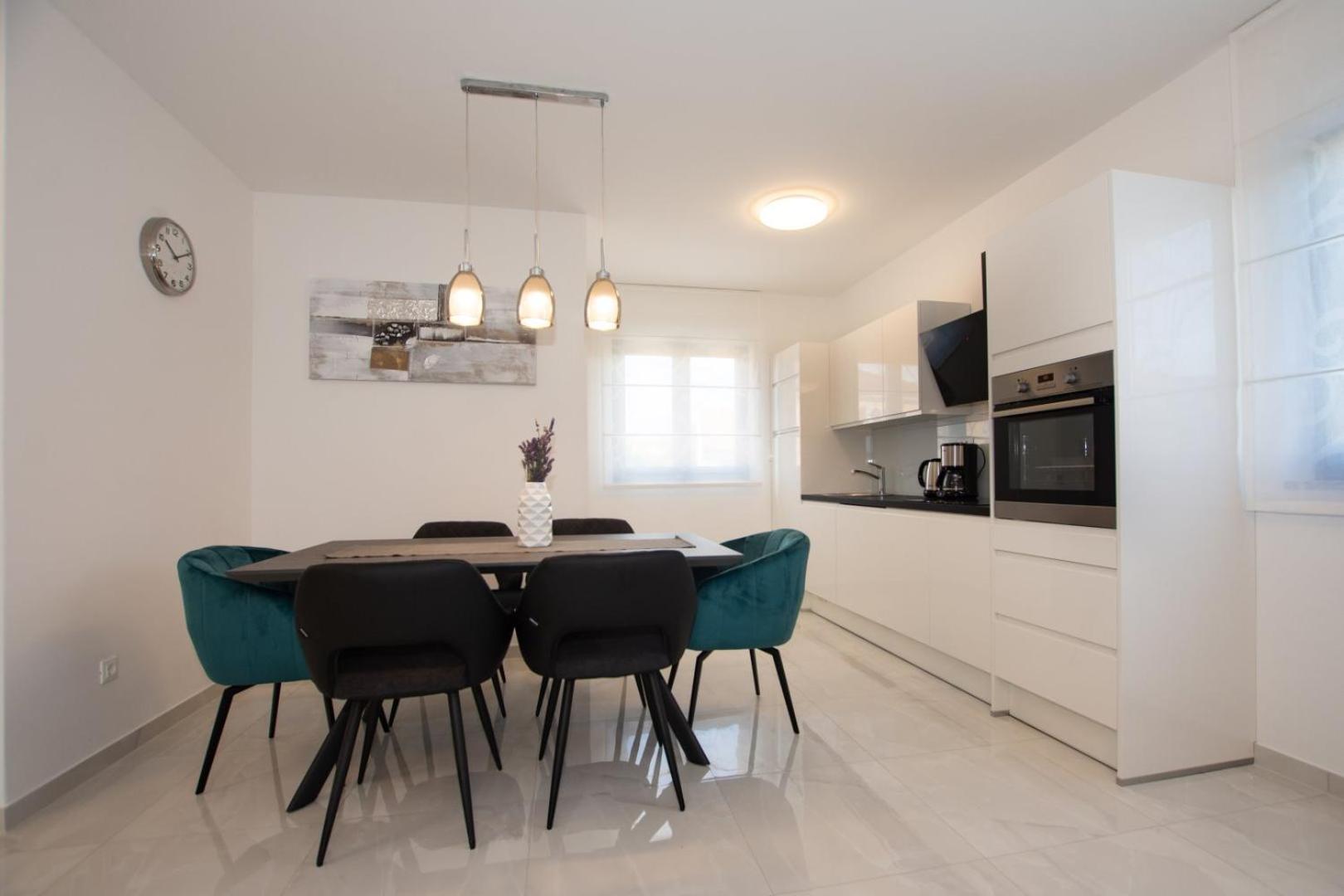 Villa Stella - Crowonder Luxury Rent ตูรันญ์ ภายนอก รูปภาพ