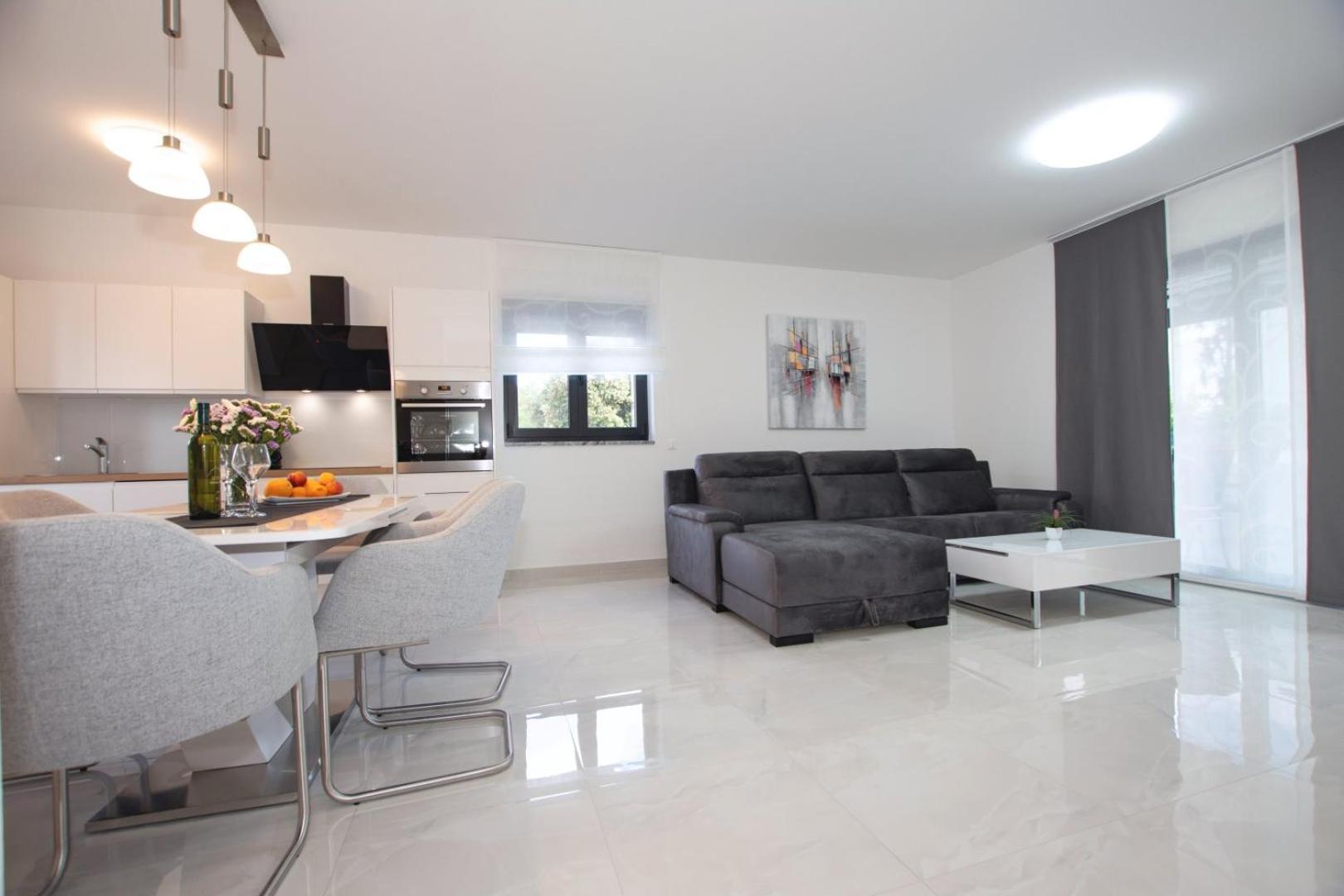 Villa Stella - Crowonder Luxury Rent ตูรันญ์ ภายนอก รูปภาพ