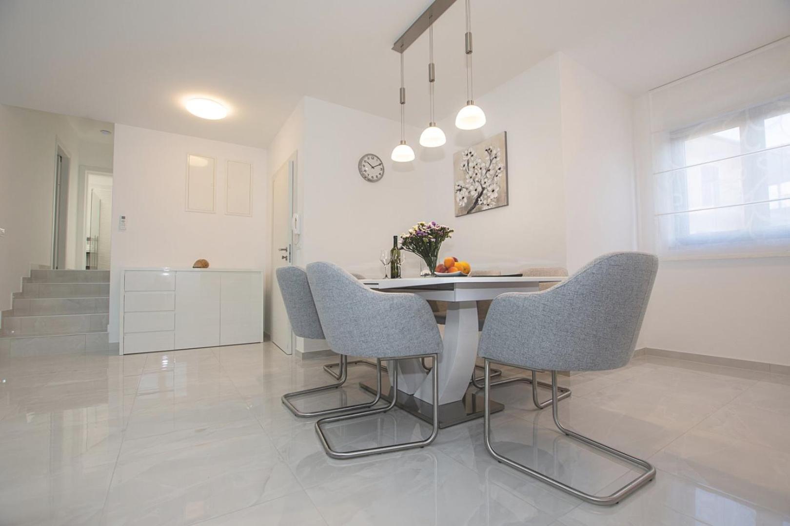Villa Stella - Crowonder Luxury Rent ตูรันญ์ ภายนอก รูปภาพ